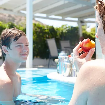 Elea Terra Hotel 3*