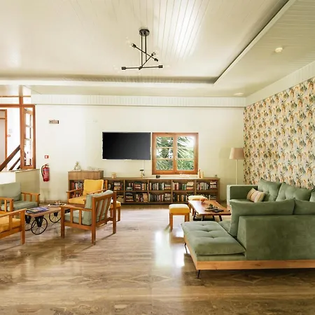 Elea Terra Hotel
